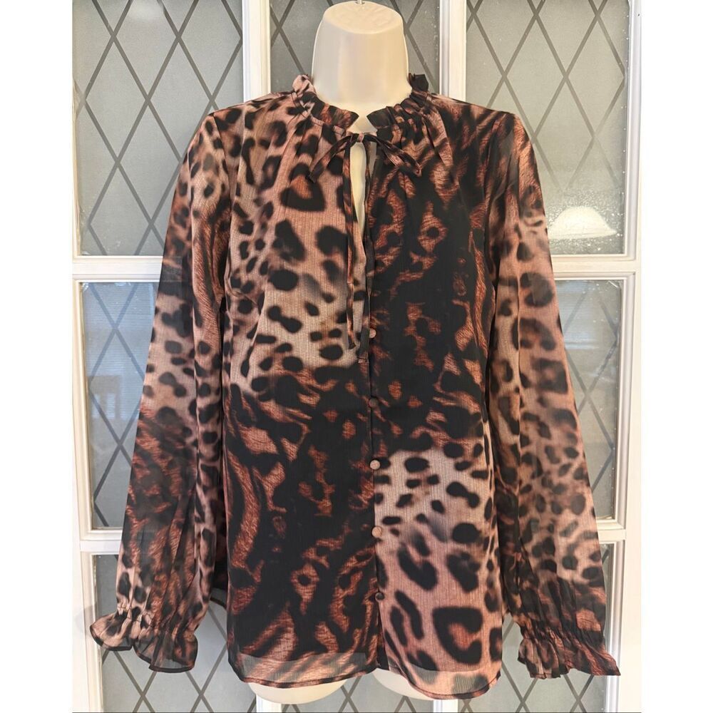 Friends like these Womens size 6 animal print chiffon Ruffle Top - Picture 3 of 8